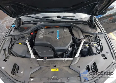 2019 BMW 530E Iperformance из США, поврежденный, VIN WBAJA9C51KB392939